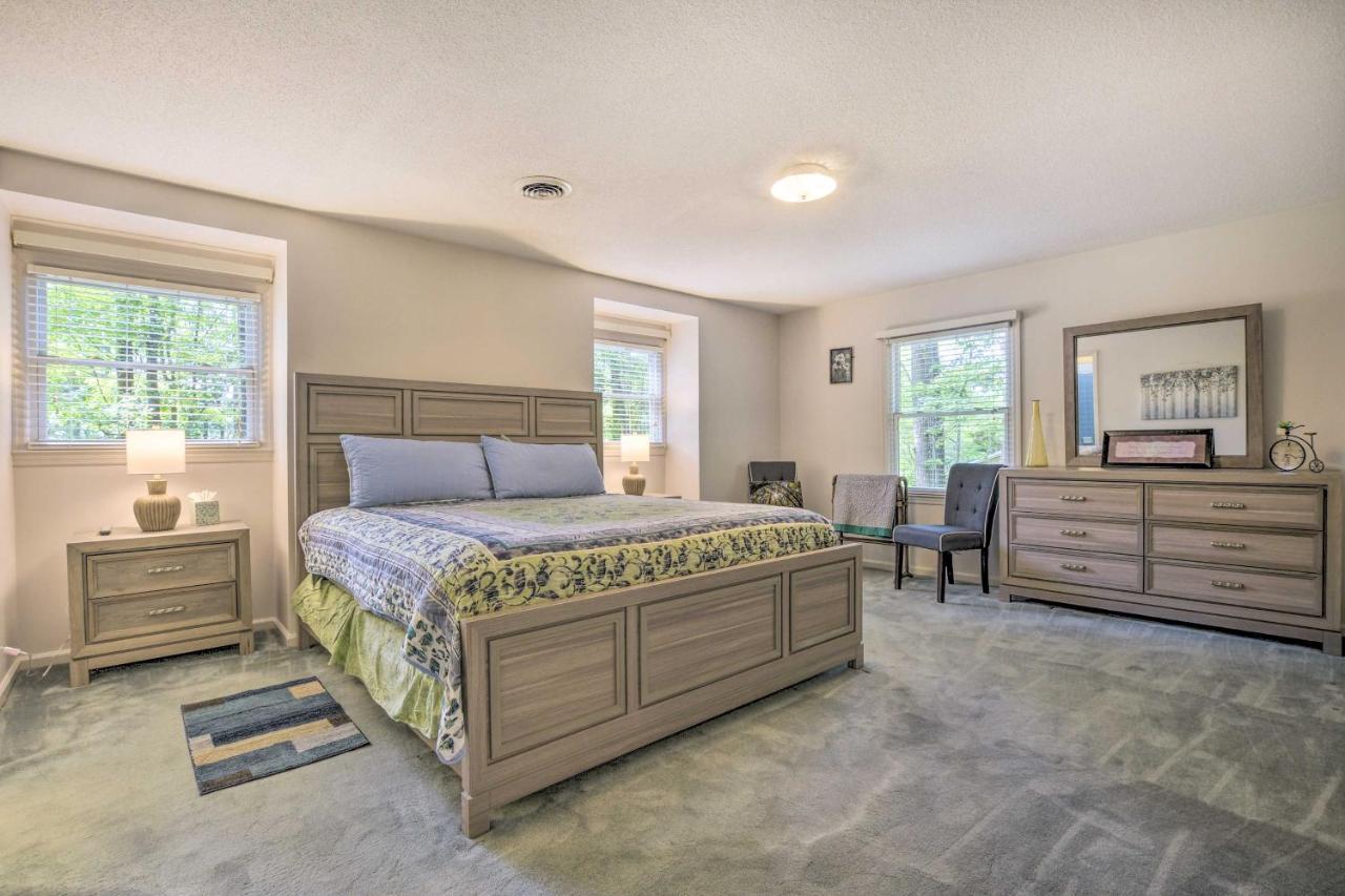 Peaceful Durham Retreat On Pond With Huge Deck! Βίλα Εξωτερικό φωτογραφία