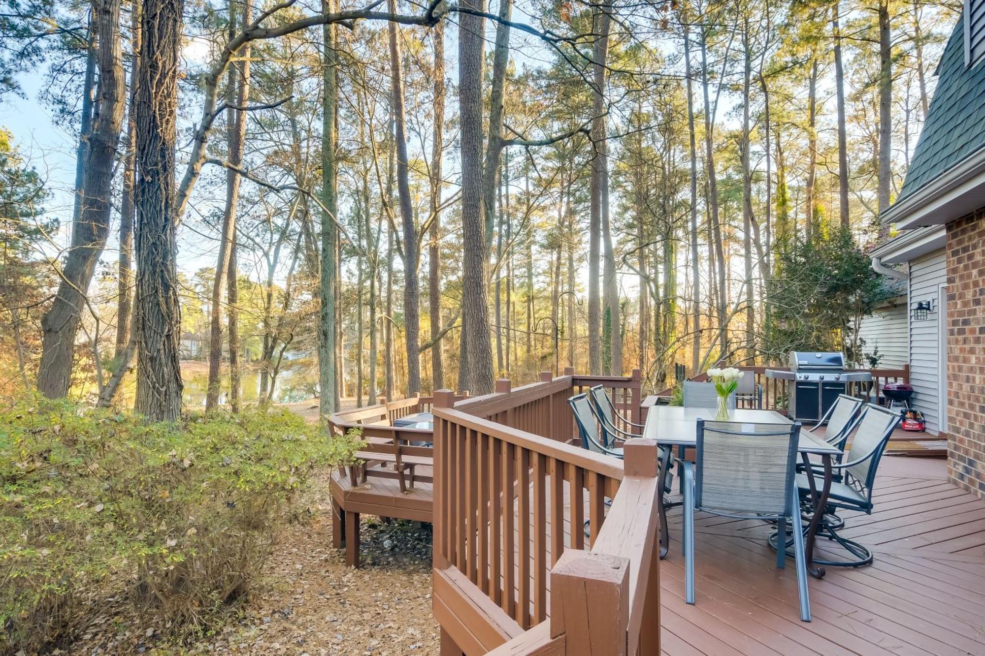 Peaceful Durham Retreat On Pond With Huge Deck! Βίλα Εξωτερικό φωτογραφία