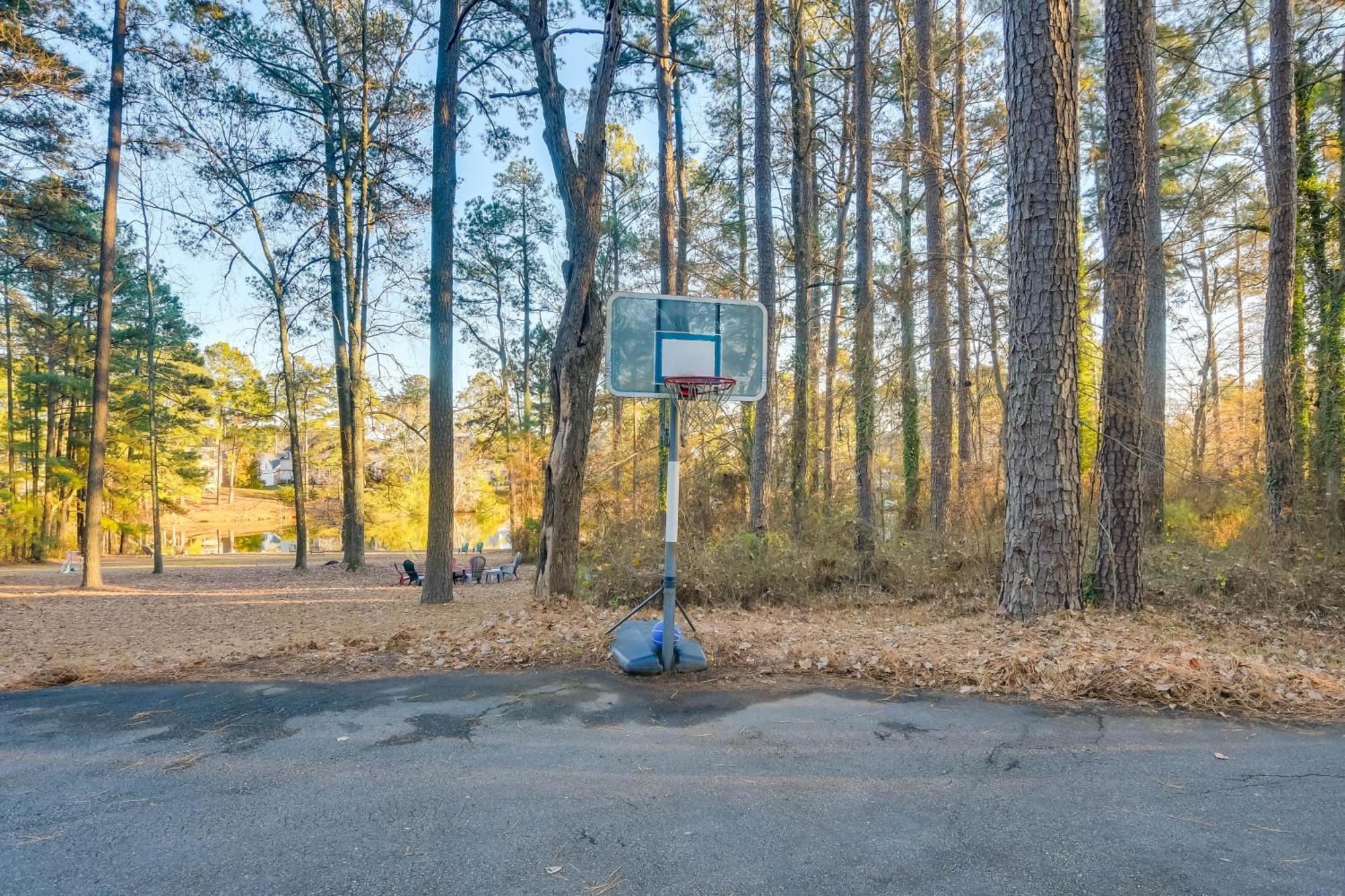 Peaceful Durham Retreat On Pond With Huge Deck! Βίλα Εξωτερικό φωτογραφία